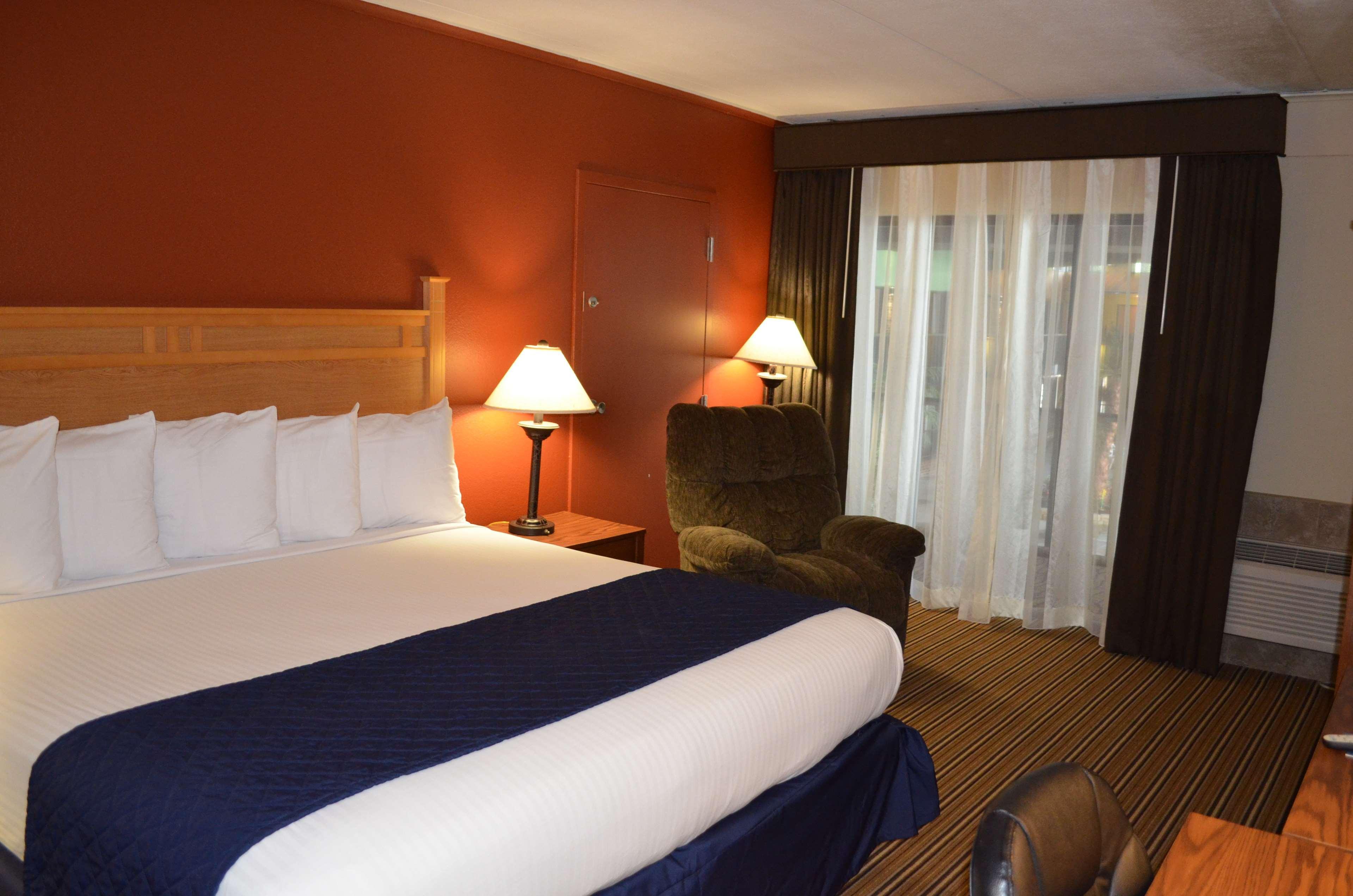 เบสท์ เวสเทิร์น สตาร์ไลท์ วิลเลจ Hotel ฟอร์ตดอดจ์ ภายนอก รูปภาพ